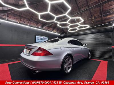 2007 Mercedes-Benz CLS CLS 550   - Photo 3 - Orange, CA 92868