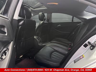 2007 Mercedes-Benz CLS CLS 550   - Photo 9 - Orange, CA 92868