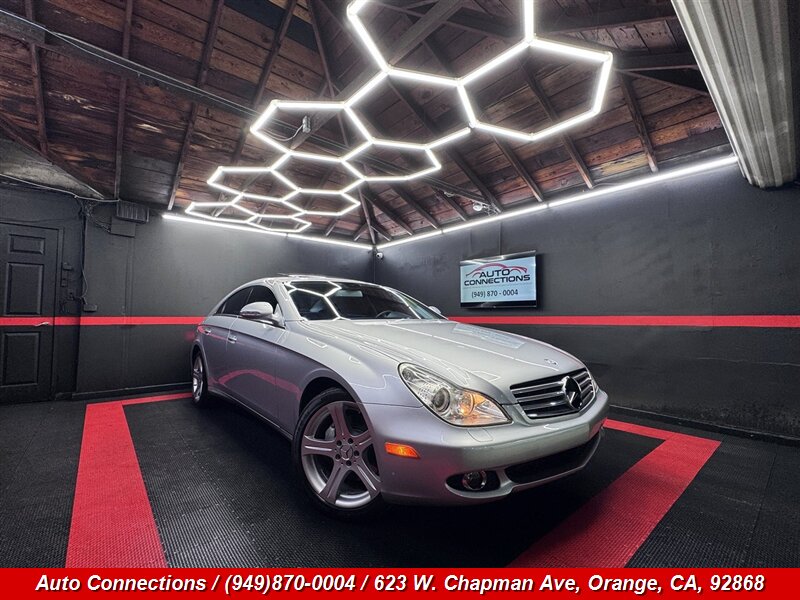 2007 Mercedes-Benz CLS CLS 550   - Photo 1 - Orange, CA 92868