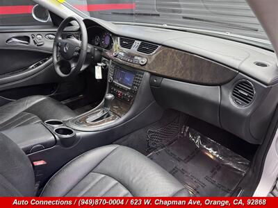 2007 Mercedes-Benz CLS CLS 550   - Photo 10 - Orange, CA 92868