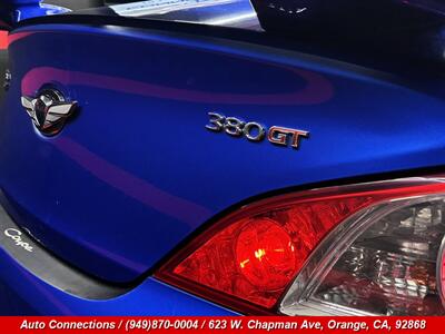 2010 Hyundai Genesis Coupe 3.8L - Photo 24 - Orange, CA 92868