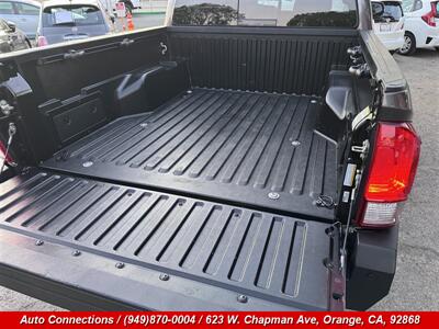 2017 Toyota Tacoma TRD Pro   - Photo 22 - Orange, CA 92868