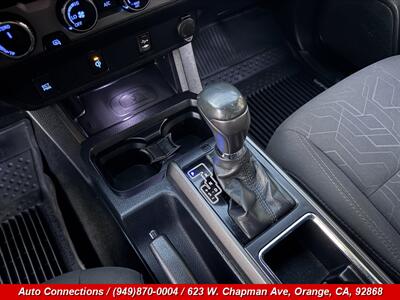 2017 Toyota Tacoma TRD Pro   - Photo 13 - Orange, CA 92868