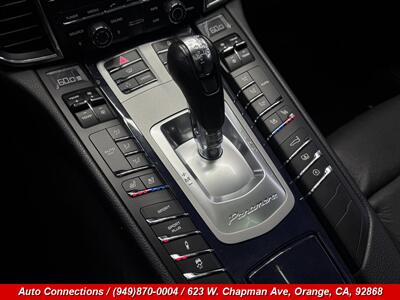 2012 Porsche Panamera   - Photo 15 - Orange, CA 92868