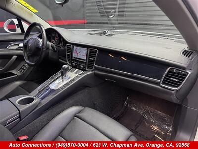 2012 Porsche Panamera   - Photo 10 - Orange, CA 92868
