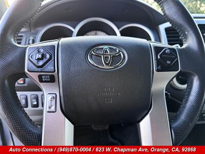 2015 Toyota Tacoma V6   - Photo 13 - Orange, CA 92868