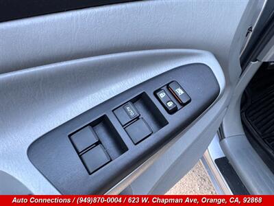 2015 Toyota Tacoma V6   - Photo 21 - Orange, CA 92868