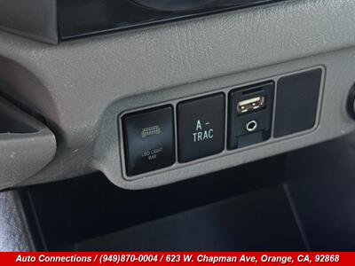 2015 Toyota Tacoma V6   - Photo 15 - Orange, CA 92868