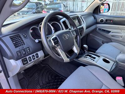 2015 Toyota Tacoma V6   - Photo 11 - Orange, CA 92868
