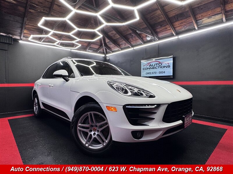 2018 Porsche Macan   - Photo 1 - Orange, CA 92868