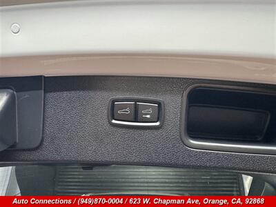2018 Porsche Macan   - Photo 32 - Orange, CA 92868