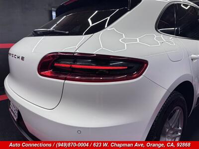 2018 Porsche Macan   - Photo 38 - Orange, CA 92868