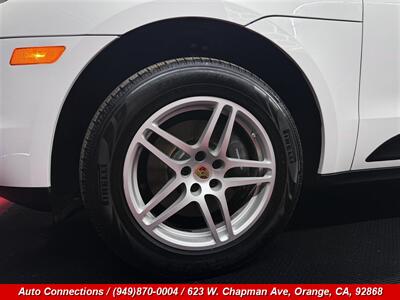 2018 Porsche Macan   - Photo 39 - Orange, CA 92868