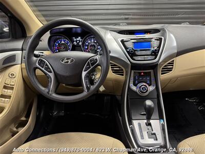 2013 Hyundai ELANTRA GLS - Photo 12 - Orange, CA 92868
