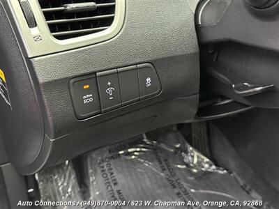 2013 Hyundai ELANTRA Limited - Photo 21 - Orange, CA 92868