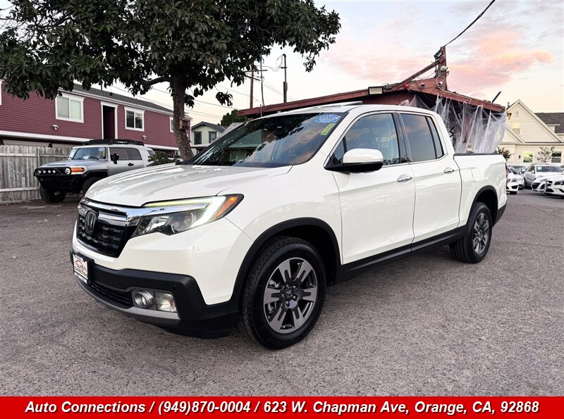 2017 Honda Ridgeline RTL-E - Photo 2 - Orange, CA 92868