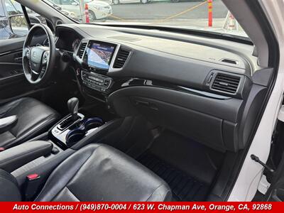 2017 Honda Ridgeline RTL-E - Photo 10 - Orange, CA 92868