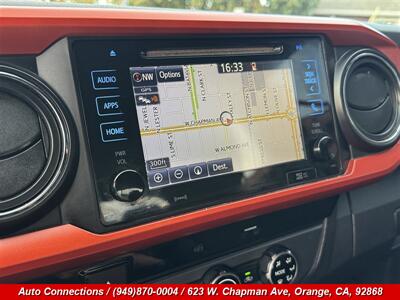2017 Toyota Tacoma TRD Off-Road - Photo 18 - Orange, CA 92868