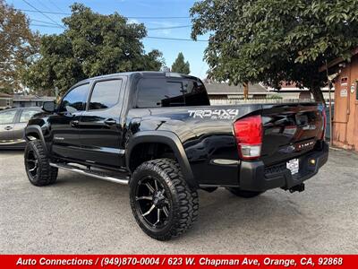 2017 Toyota Tacoma TRD Off-Road - Photo 4 - Orange, CA 92868