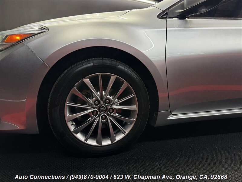 2017 Toyota Avalon Plus XLE Premium Touring Limited photo 33