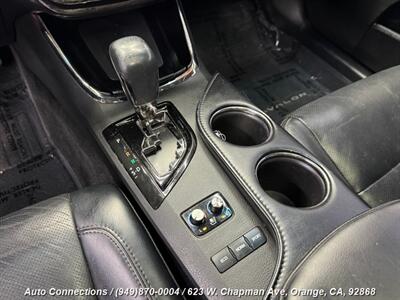 2017 Toyota Avalon Limited   - Photo 14 - Orange, CA 92868
