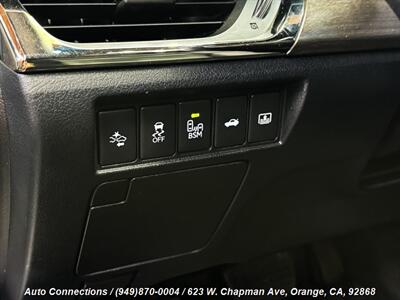 2017 Toyota Avalon Limited   - Photo 23 - Orange, CA 92868