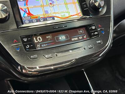2017 Toyota Avalon Limited   - Photo 17 - Orange, CA 92868