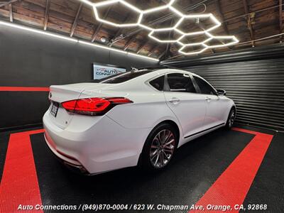 2015 Hyundai Genesis 3.8L   - Photo 3 - Orange, CA 92868