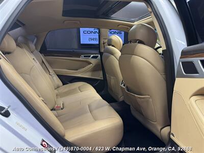 2015 Hyundai Genesis 3.8L   - Photo 8 - Orange, CA 92868