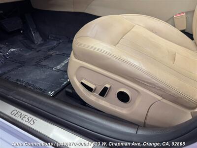 2015 Hyundai Genesis 3.8L   - Photo 30 - Orange, CA 92868