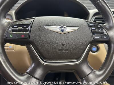2015 Hyundai Genesis 3.8L   - Photo 13 - Orange, CA 92868