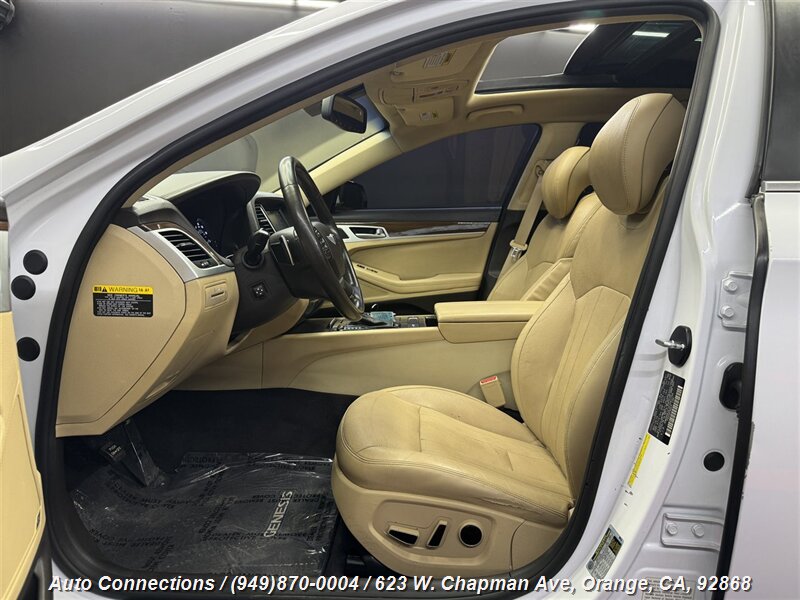 2015 Hyundai Genesis 3.8 photo 4