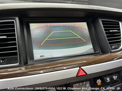 2015 Hyundai Genesis 3.8L   - Photo 19 - Orange, CA 92868