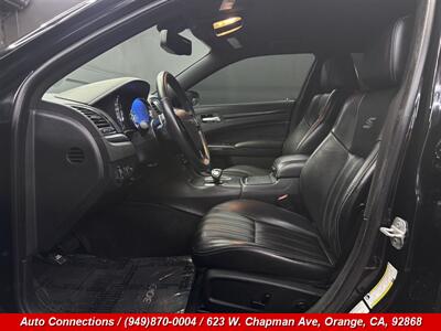 2014 Chrysler 300 Series S   - Photo 5 - Orange, CA 92868