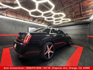 2014 Chrysler 300 Series S   - Photo 3 - Orange, CA 92868