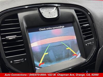 2014 Chrysler 300 Series S   - Photo 16 - Orange, CA 92868