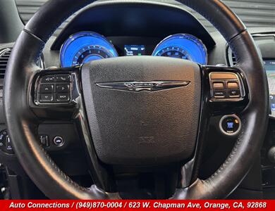 2014 Chrysler 300 Series S   - Photo 12 - Orange, CA 92868