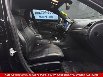 2014 Chrysler 300 Series S   - Photo 6 - Orange, CA 92868
