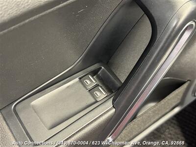 2013 Volkswagen Beetle-Classic 2.5L PZEV   - Photo 21 - Orange, CA 92868