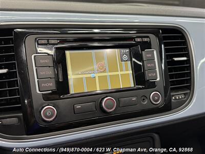2013 Volkswagen Beetle-Classic 2.5L PZEV   - Photo 15 - Orange, CA 92868