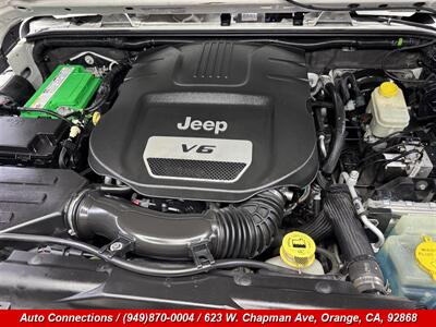 2014 Jeep Wrangler Sport - Photo 17 - Orange, CA 92868