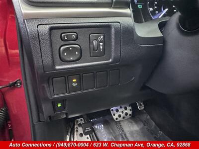 2012 Lexus CT 200h   - Photo 24 - Orange, CA 92868