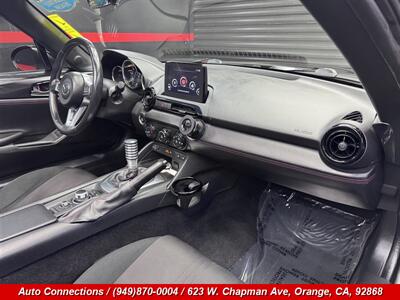 2019 Mazda MX-5 Miata RF Club   - Photo 10 - Orange, CA 92868