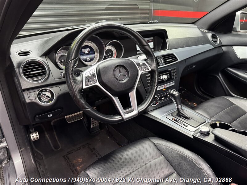 2015 Mercedes-Benz C-Class C250 Sport photo 11