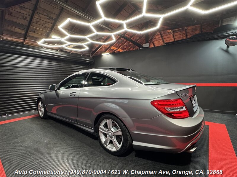 2015 Mercedes-Benz C-Class C250 Sport photo 4