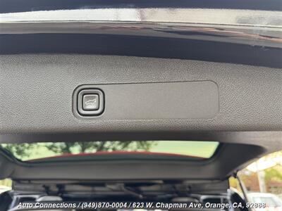 2013 Cadillac Escalade   - Photo 33 - Orange, CA 92868