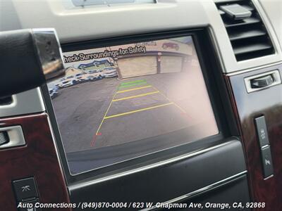 2013 Cadillac Escalade   - Photo 19 - Orange, CA 92868