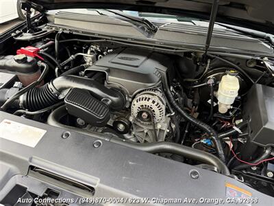 2013 Cadillac Escalade   - Photo 35 - Orange, CA 92868