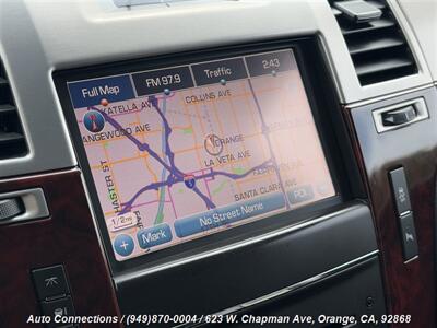 2013 Cadillac Escalade   - Photo 18 - Orange, CA 92868