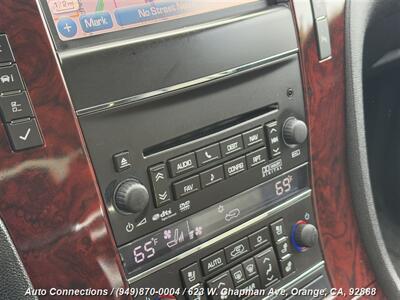 2013 Cadillac Escalade   - Photo 17 - Orange, CA 92868